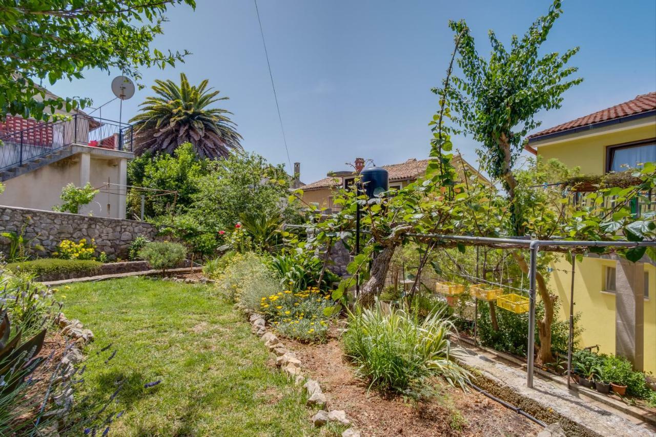 Sheshe Apartment Mali Losinj Bagian luar foto