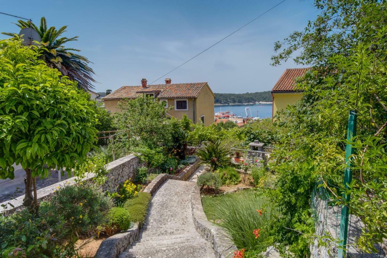 Sheshe Apartment Mali Losinj Bagian luar foto
